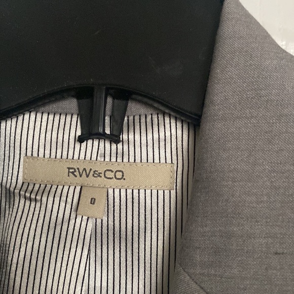 RW&CO Grey Blazer Jacket Cinched Waist Work Business Career - Picture 3 of 6